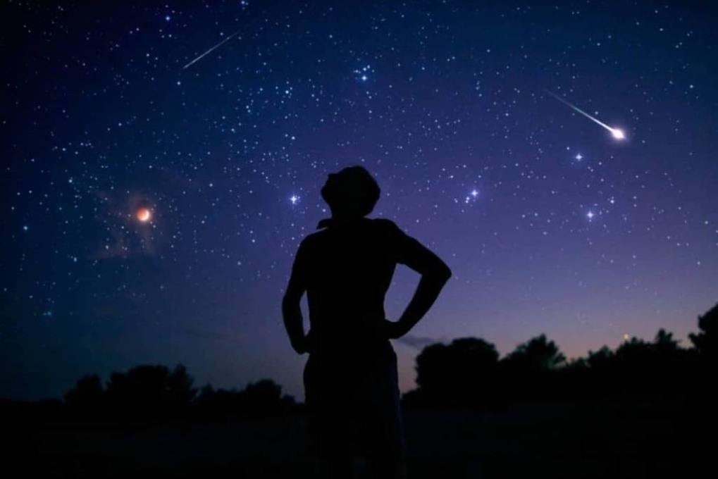 pluie-detoiles-filantes-Toulouse-1024x683